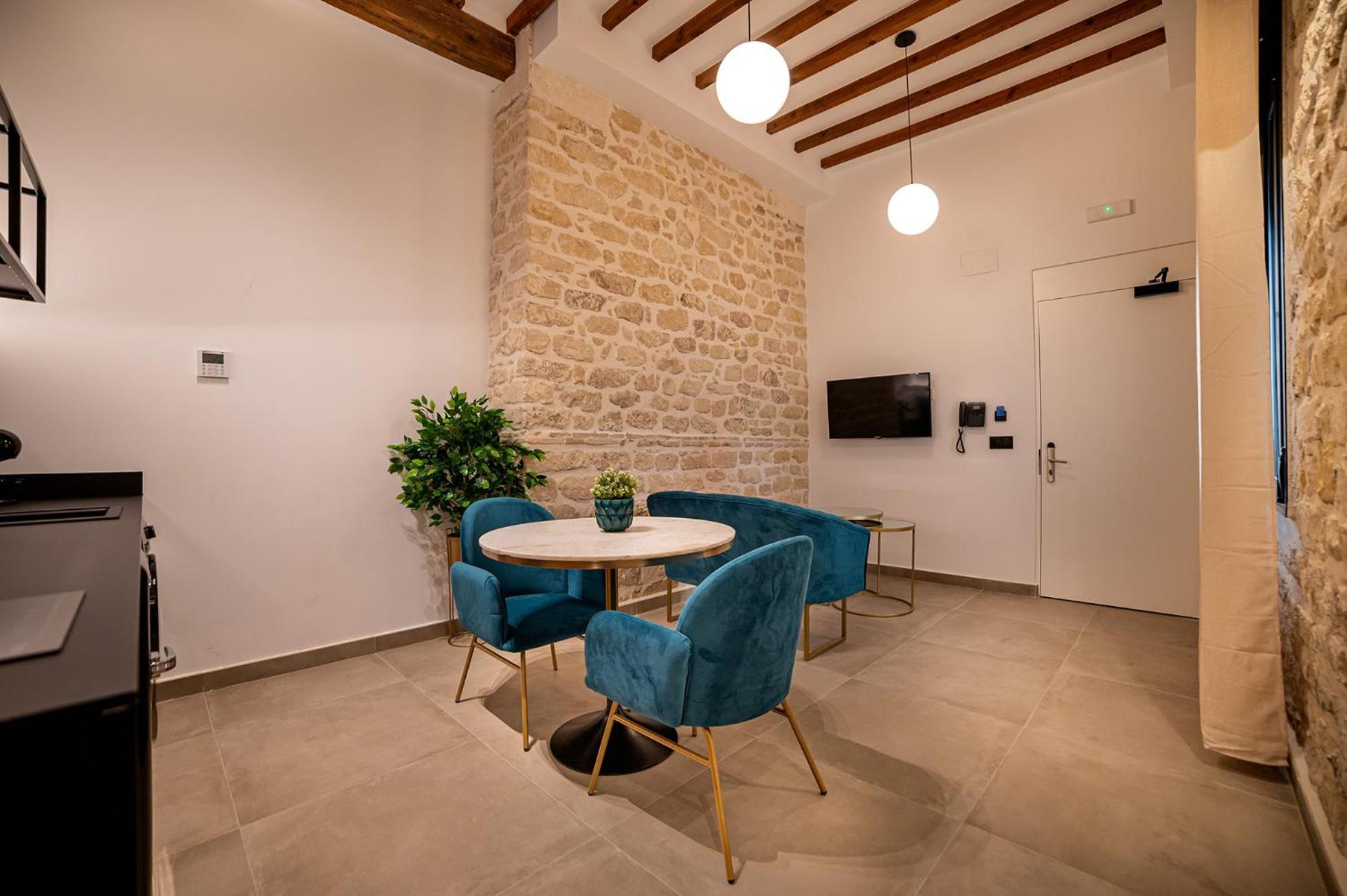 Apartamentos Loliqui Centro Alicante Zimmer foto